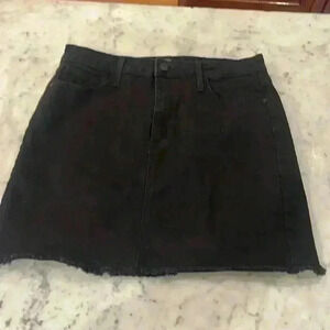 Cute frayed hem black mini skirt size large